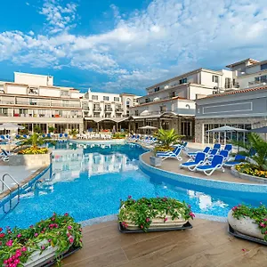 https://martinez.sozopol-hotels.com